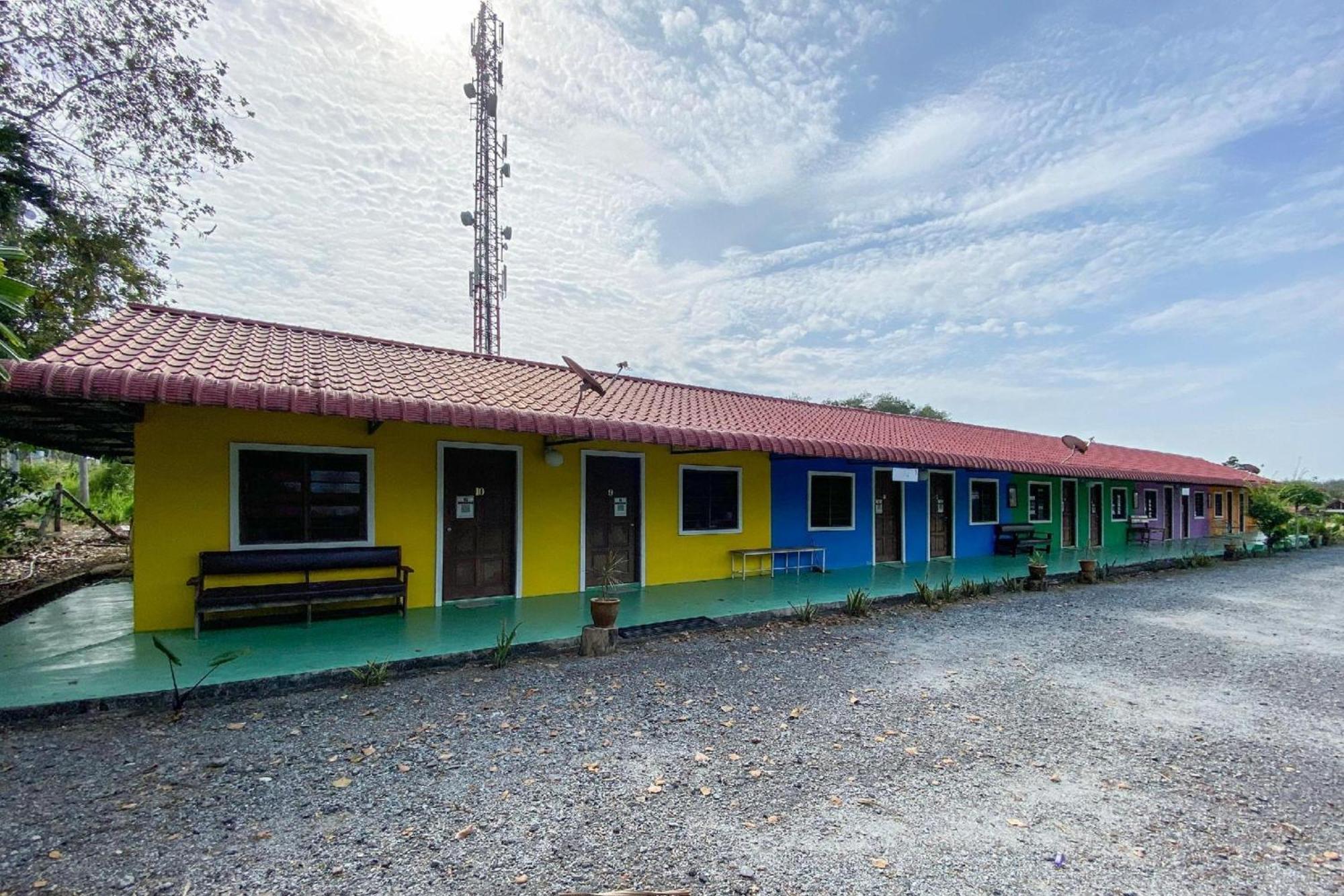 Capital O 90168 Serambi Pelangi Chalet Changlun Dış mekan fotoğraf
