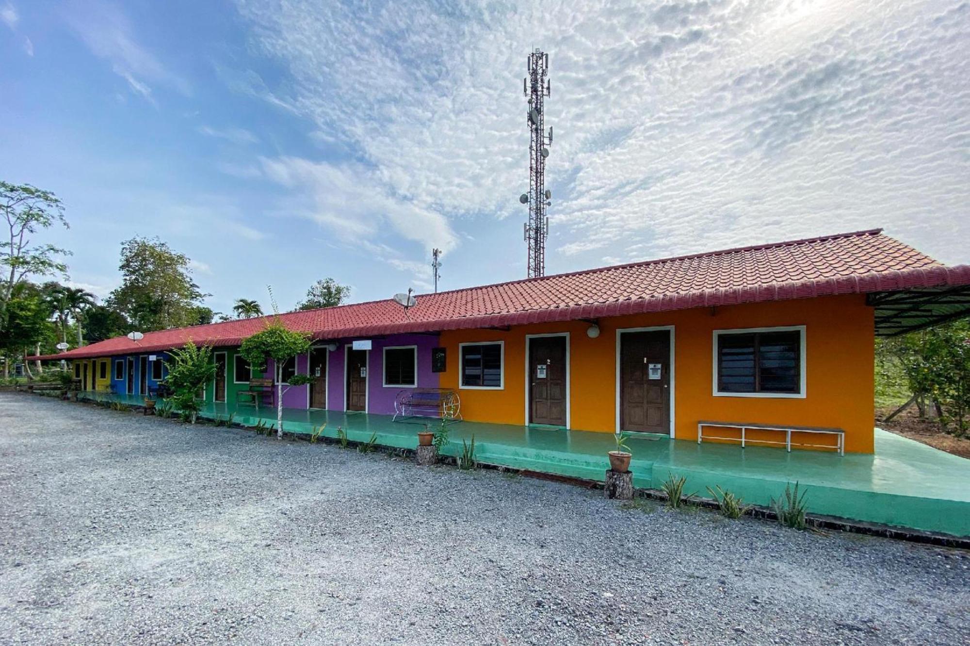 Capital O 90168 Serambi Pelangi Chalet Changlun Dış mekan fotoğraf