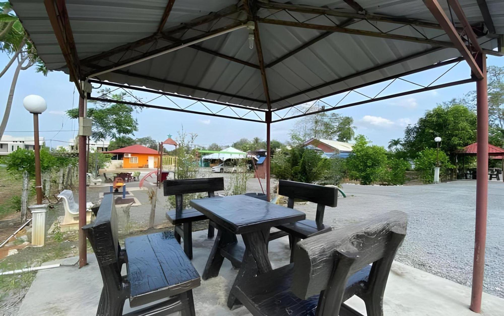 Capital O 90168 Serambi Pelangi Chalet Changlun Dış mekan fotoğraf